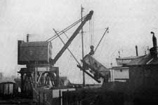 25-Ton Crane Loading Coal – Click to enlarge