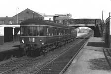 A diesel train at East Pilton in the early 1960s – Click to enlarge